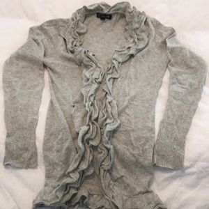 Beautiful Ruffle cardigan